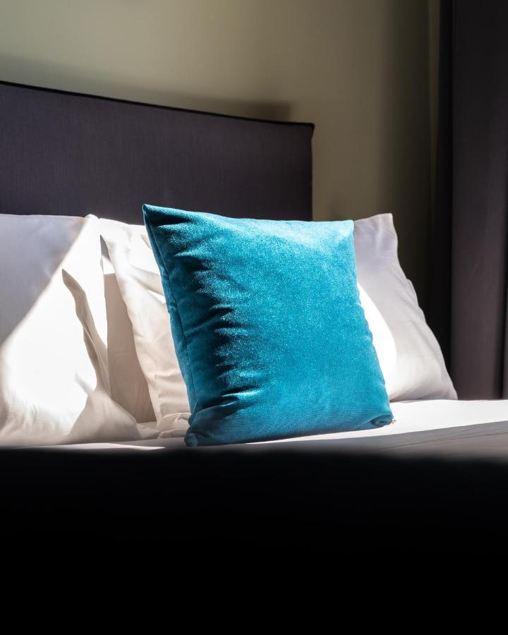 Wyz Attiki Aparthotel Афины Экстерьер фото
